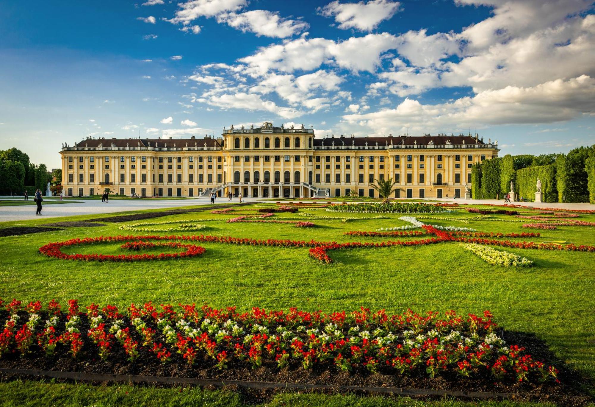 Lyf Schoenbrunn Vienna Exterior photo